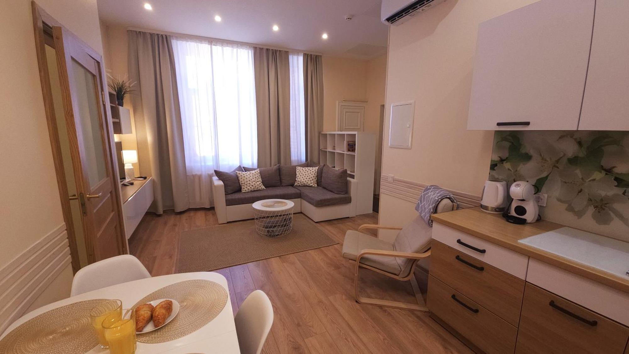 Center Apartments Tukums Ngoại thất bức ảnh